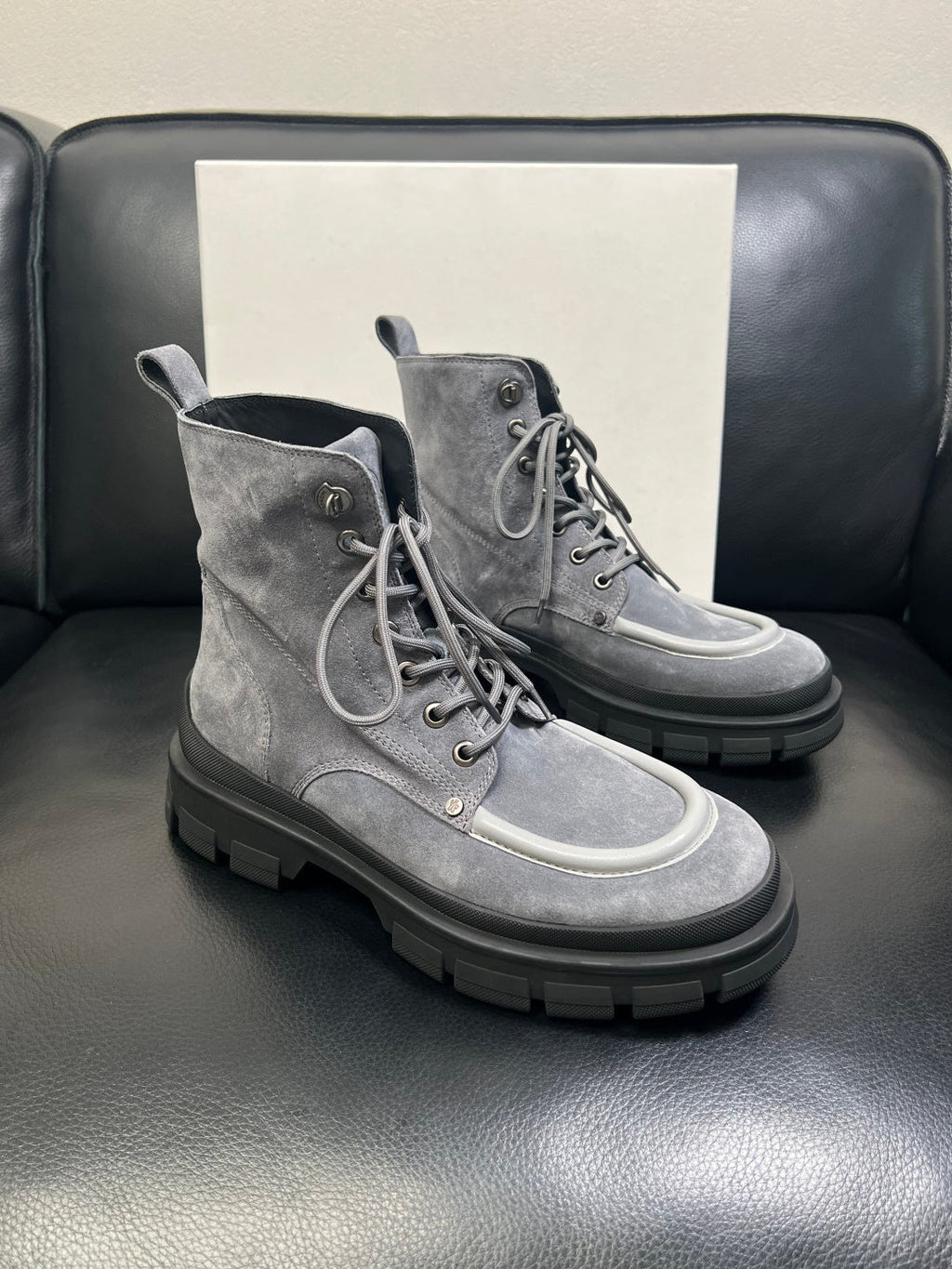2025SS Shoelace Dr. Martens Boots