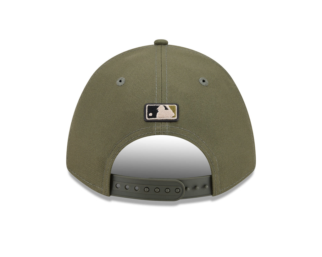 New Era 940 M Crown Chicago White Sox MLB26 Armed Forces Day Snapback Hat
